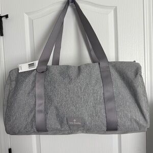NWT Vera Bradley Medium Gray Heather Lighten Up Large Traveler Duffle